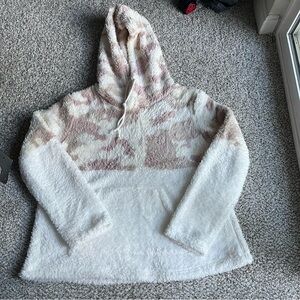 💕LAST CHANCE💕 NWOT Mia & Tess Fuzzy Hoodie size Large